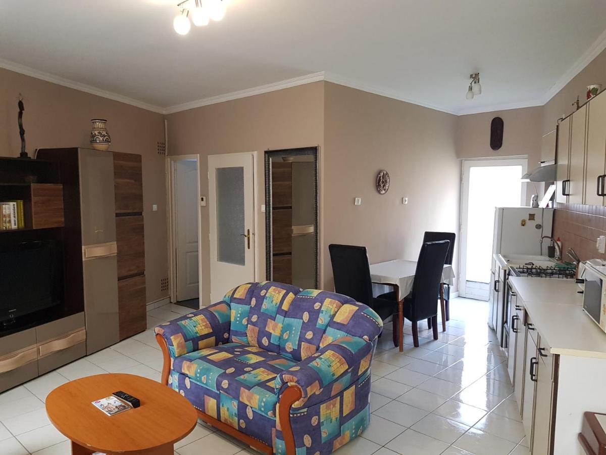 Belvarosi Apartman Apartament Eger Zewnętrze zdjęcie
